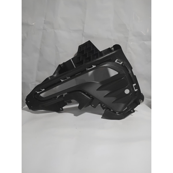 Moldura Farol Milha Direito Led Gm Onix 19/20 Preto Direito