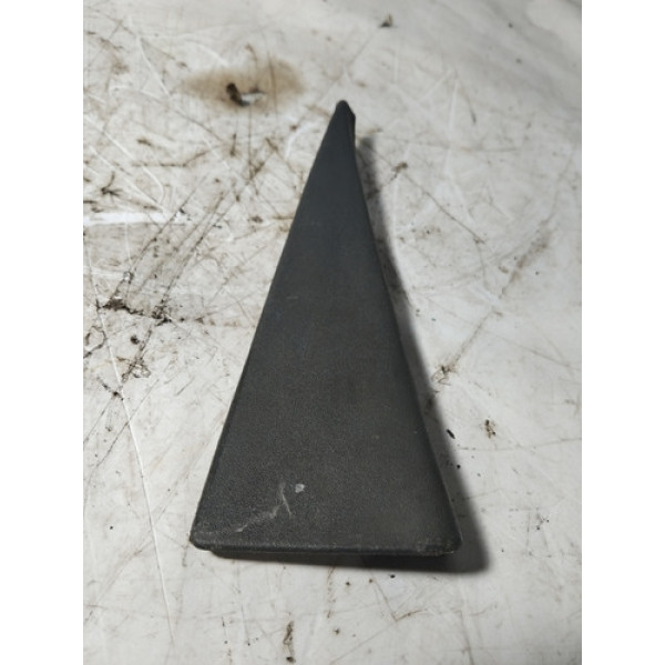 Moldura Porta Traseira Esquerda Chevrolet Corsa 1994/2016 Traseira Esquerdo Preto
