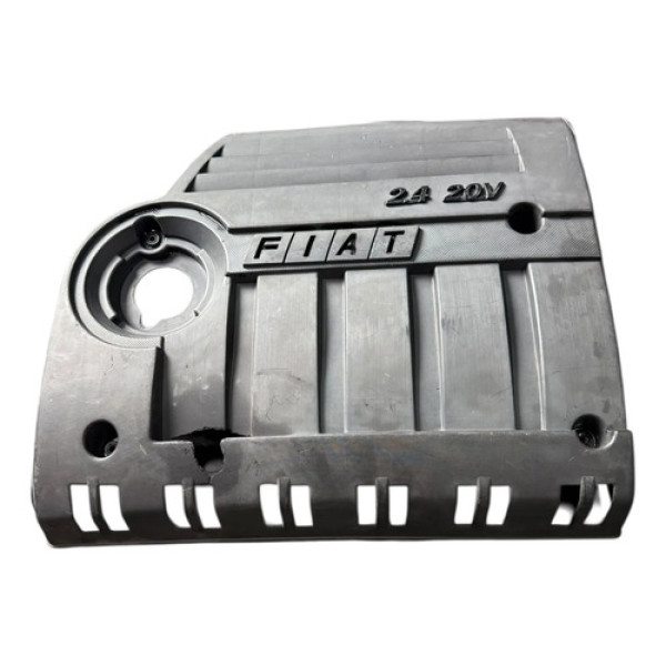 Tampa Do Motor Stilo Abarth 2.4 20v Gasolina 2003 Detalhe