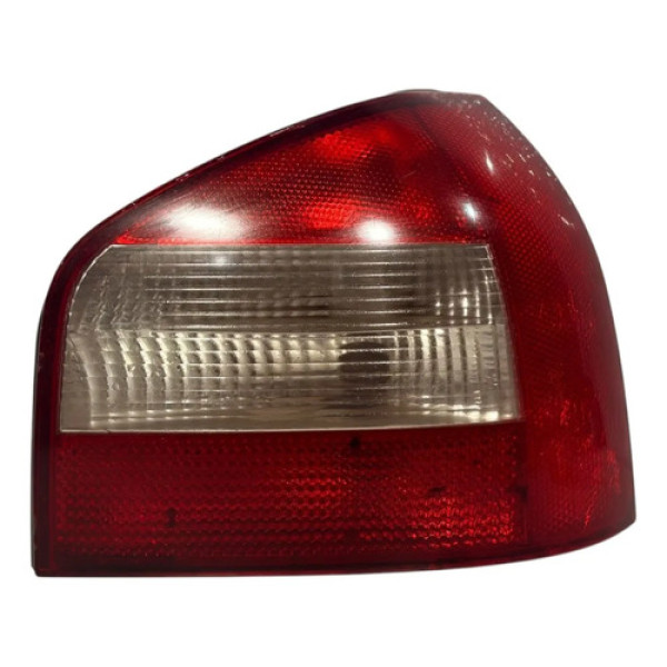 Lanterna Traseira Direita Audi A3 1996-2000 Direito/passageiro Vermelho