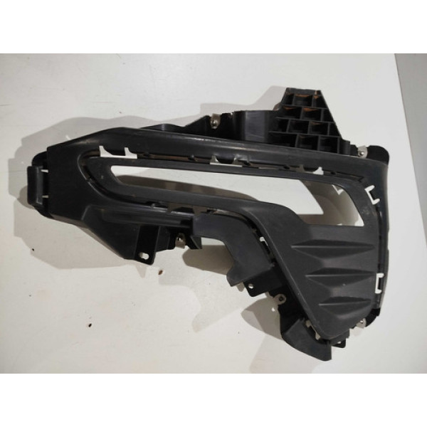 Moldura Farol Lado Direito Chevrolet Onix 20/22 *detalhe