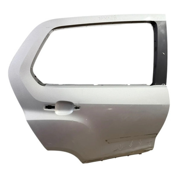 Porta Traseira Direita Chevrolet Tracker 2015-2019 Detalhe Traseira Direito Prateada