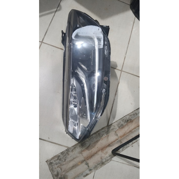 Farol Esquerdo Gm Tracker Premier Full Led Original Usado Esquerdo/motorista