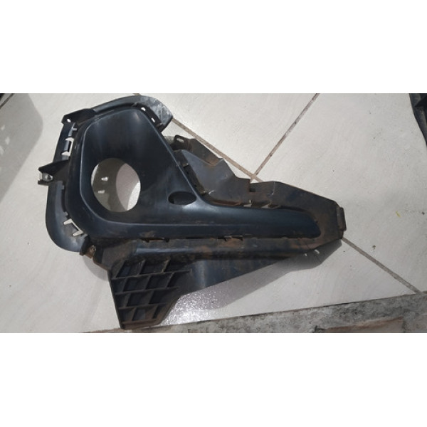 Moldura Farol De Neblina Lado Direito Gm Onix 20/24 Genuino Preto