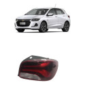 Lanterna Traseira Direita Gm Onix Hatch 2020 A 2022  Direito/passageiro Vermelho