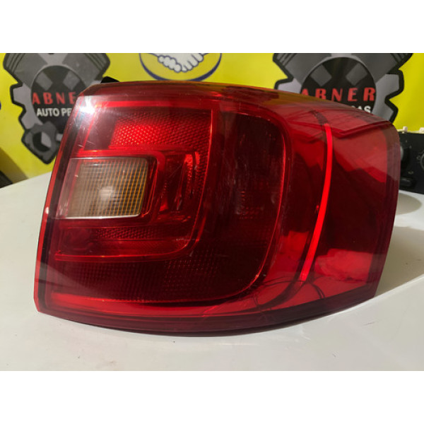 Lanterna Canto L.d Vw Jetta 2011c/ Avaria Direito Vermelho