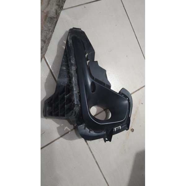Moldura Farol Milha Le Onix Plus 20/... Original Gm Preto