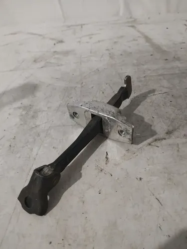Limitador De Porta Dianteiro Direito Toyota Corolla 08/14
