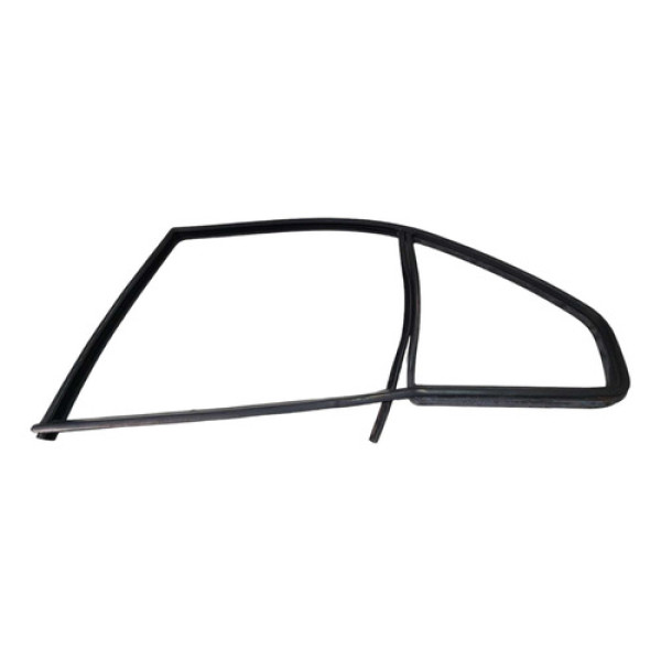 Guarniçao Traseira Esquerda Vw Jetta 2011 2012 2014 Usado