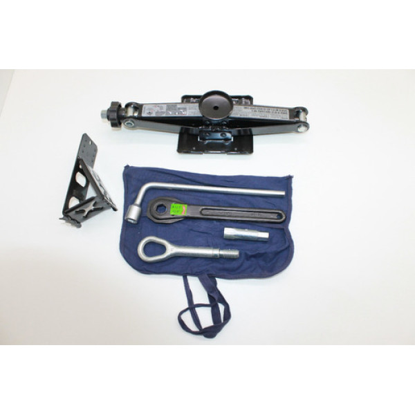 Kit Macaco Chave Roda Mercedes B180 2011 A 168 583 07 15