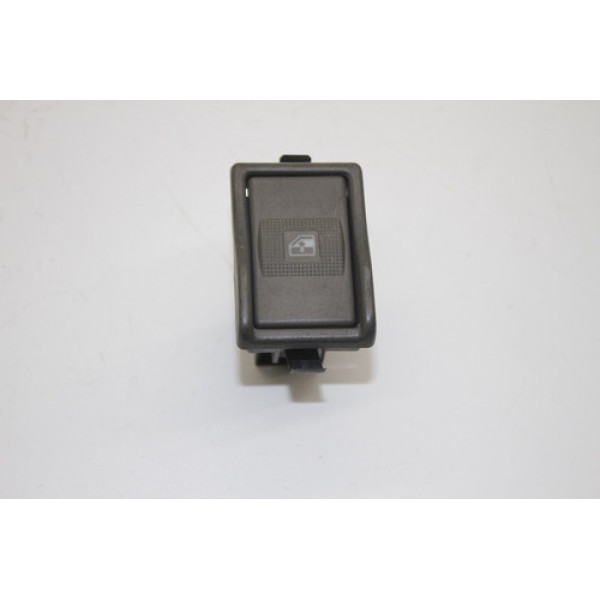 Botão Vidro Traseiro Ambos Lados Vw Santana 98-06 3279598553