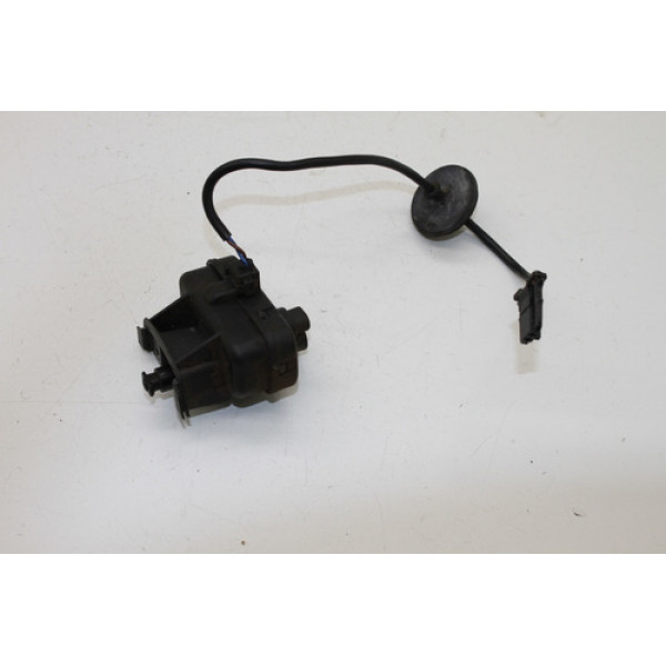 Motor Trava Abertura Tanque Vw Jetta 2.5 2008 5n0810773b