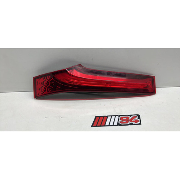 Lanterna Tampa Esquerda Led Honda Fit Prata 2019 Direito/passageiro Vermelho