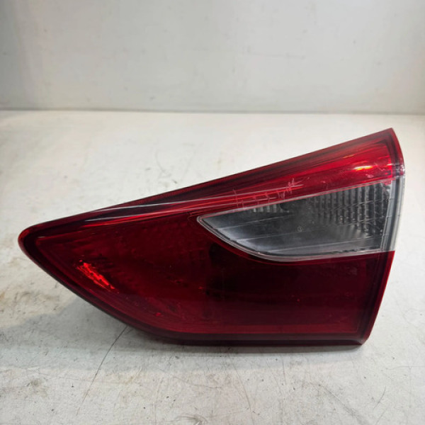 Lanterna Tampa Traseira Hyundai I30 2013 2014 2016 Direita Direito/passageiro Vermelho