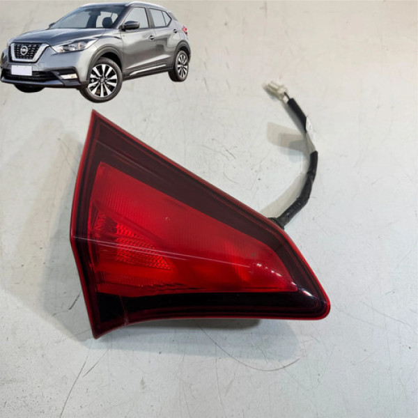 Lanterna Tampa Traseira Nissan Kicks 2017 2018 2019 Esquerda Esquerdo/motorista Vermelho