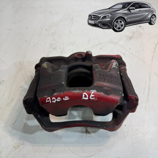 Pinça Dianteira Esquerda Mercedes A200 1.6 2014 A 2017