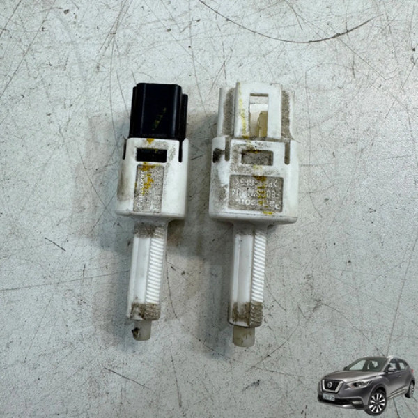 Sensor Interruptor Pedal Luz Freio Kicks 1.6 2017 2021