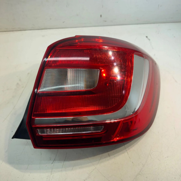 Lanterna Traseira Direita Renault Sandero 2015 2018 Original Direito/passageiro Vermelho