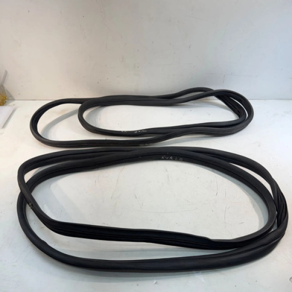 Kit Borracha Tampa Traseira Volkswagen Saveiro Cross 2014