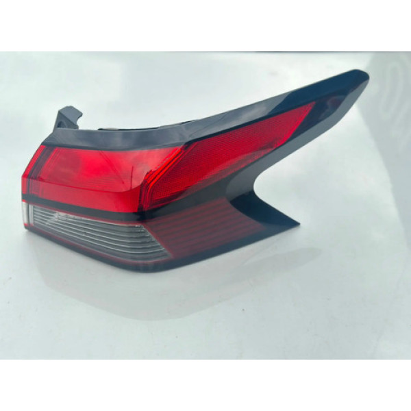 Lanterna Traseira Nissan Versa 2021 A 2023 Original Direita Direito/passageiro