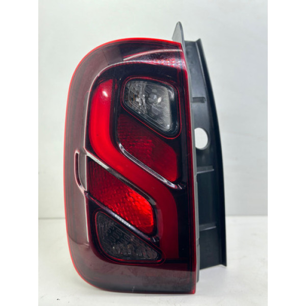 Lanterna Esquerda Renault Duster 2015 A 2019 Led C5476 Esquerdo