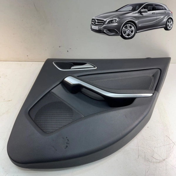 Forro Porta Mercedes A200 2014 2017 Traseira Direita Detalhe