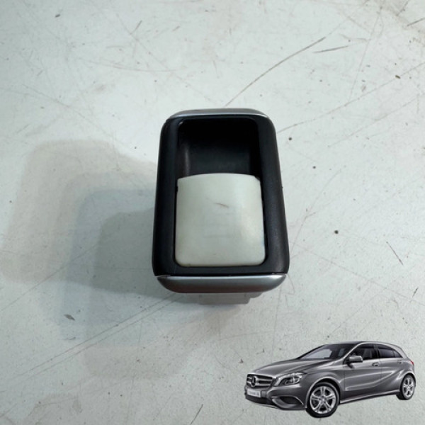 Botão Vidro Traseiro Direito Mercedes A200 2014 2017
