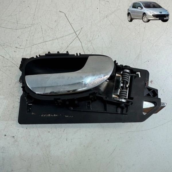 Maçaneta Interna Porta Dianteira Direita Peugeot 307 2011 Cinza Dianteira