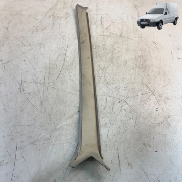 Moldura Coluna Parabrisa Fiat Fiorino 2010 2013 Esquerda