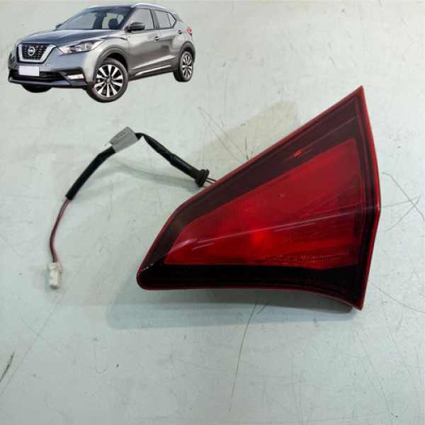 Lanterna Tampa Traseira Nissan Kicks 2017 2018 2019 Direita Direito/passageiro Vermelho