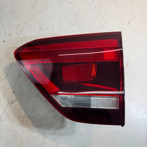 Lanterna Direita Tampa Traseira Vw Fox 2015 A 2021 C6249 Direito/passageiro Vermelho