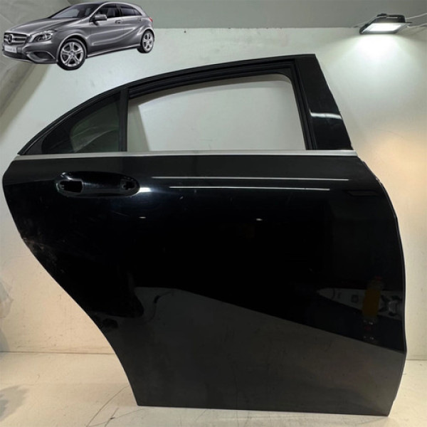 Porta Traseira Direita Mercedes A200 2013 A 2017 Traseira Direita Preto