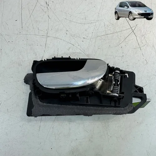 Maçaneta Interna Traseira Direita Peugeot 307 2009 2012 Prateado Traseira
