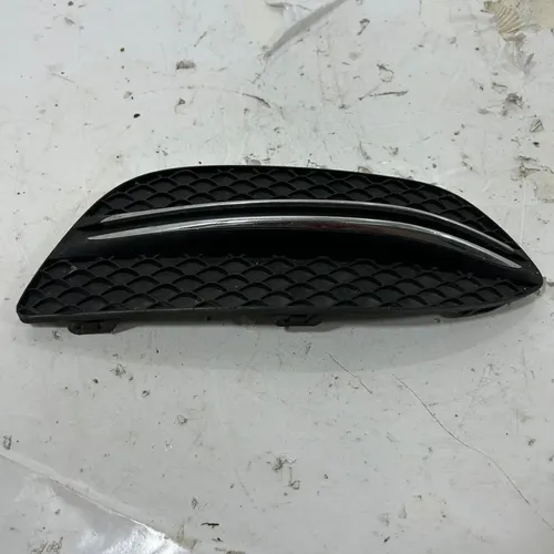 Grade Milha Direito Mercedes C200 2015 A 2018 Preto Direito