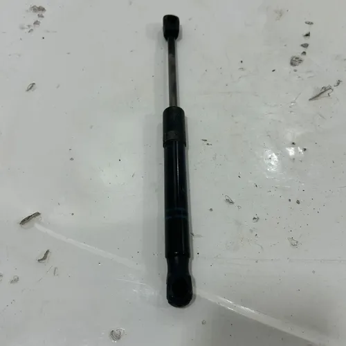 Amortecedor Capo Bmw 120i 2014 2015 2016