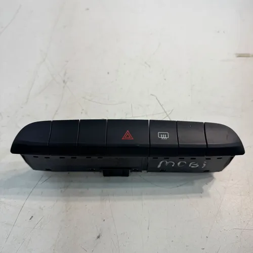 Botão Pisca Alerta Desembaçador Fiat Mobi 2021 2022 2023