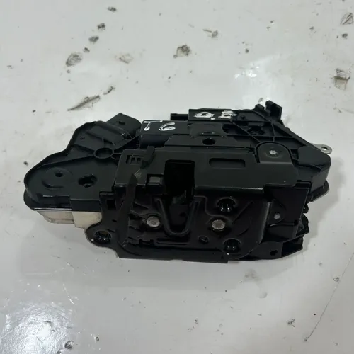 Fechadura Elétrica Porta Dianteira Esquerda Tiguan 2011 2013