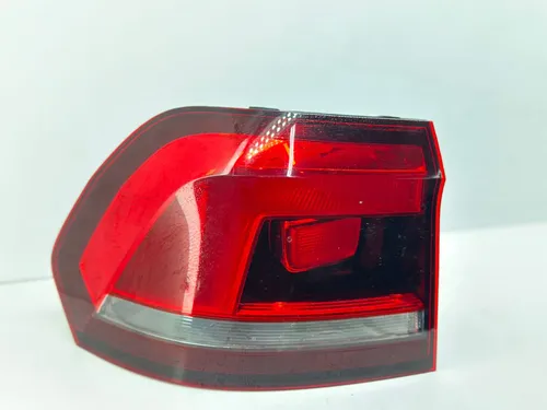 Lanterna Traseira Volkswagen Fox 2015 A 2022 Canto Esquerdo Esquerdo/motorista Vermelho