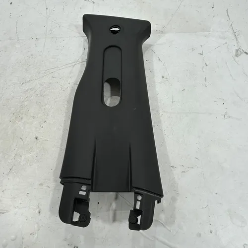 Acabamento Coluna Cinto Esquerdo Jeep Renegade 2018 a 2021