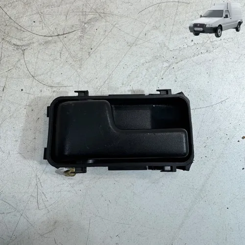 Maçaneta Interna Porta Dianteira Direita Fiorino 2009 2013 Preto Dianteira