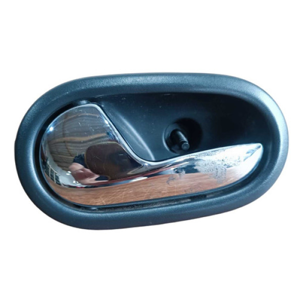 Maçaneta Interna Porta Diant Esquerda Renault Logan 1.6 2021 Dianteira