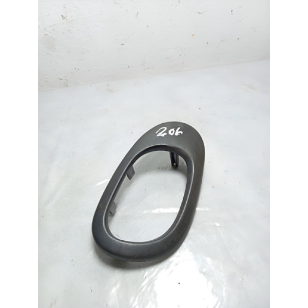 Moldura Maçaneta Peugeot 206 Lado Esquerdo 2006 Dianteira