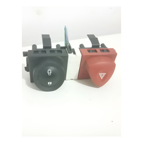 Botão Trava/pisca Alerta Megane 1.6 2009 16v 8200407415 Preto
