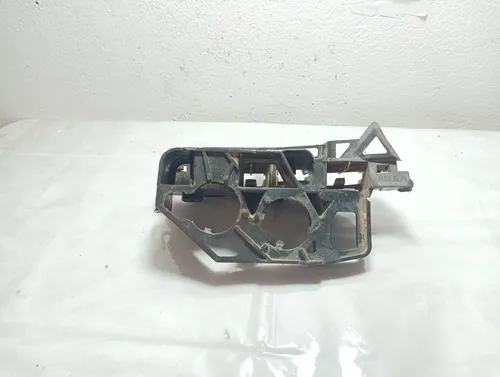 Guia Para-choque Dianteiro Esquerdo Peugeot Thp  308 2014