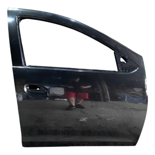 Porta Dianteira Direita Sandero 2015/2019 Com Detalhe   4457 Dianteira Direita Preto