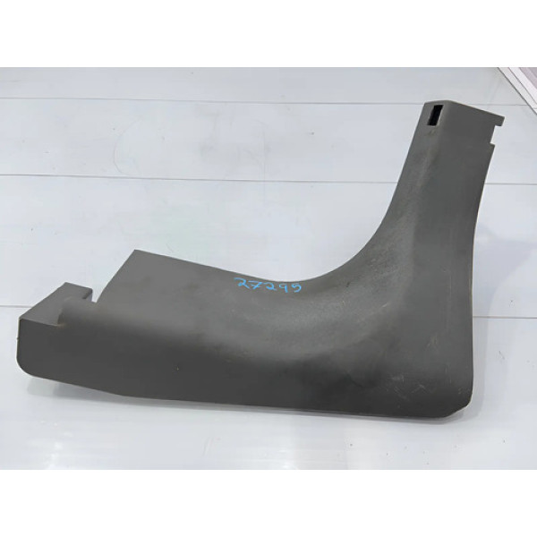 Soleira Dianteira Direita Nissan Sentra 2008/2013 Cinza-escuro