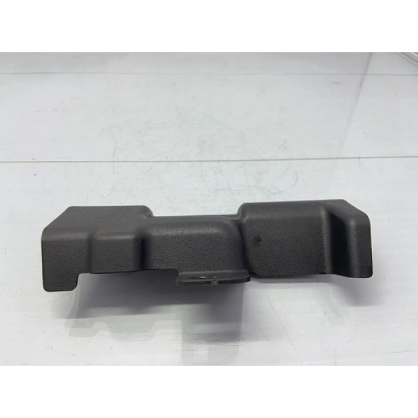 Moldura Banco Traseiro Central Mitsubishi Outlander 12/15