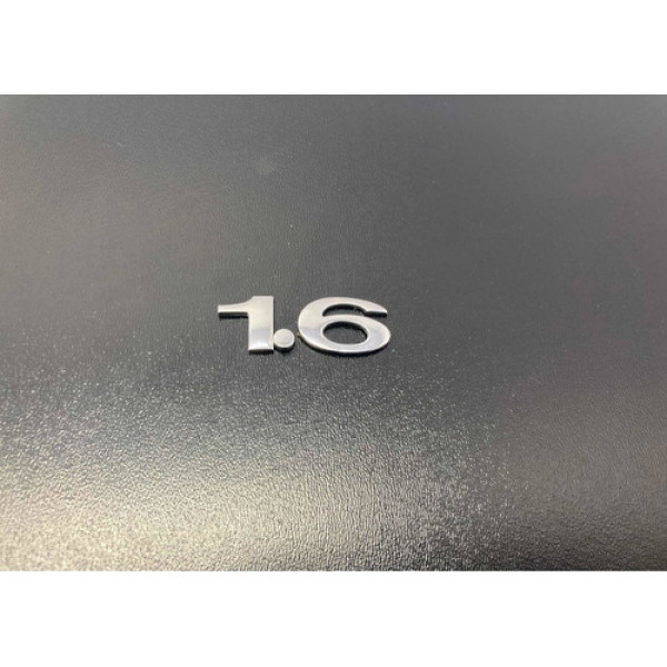 Emblema 1.6 Capô Traseiro Ford New Fiesta 2013