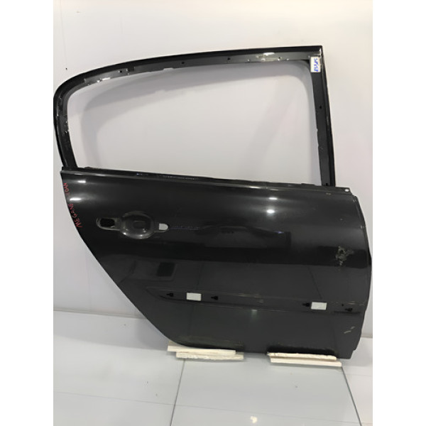 Porta Traseira Direita Renault Megane Sedan 06/12 Com Detalh Traseira Direita Preto