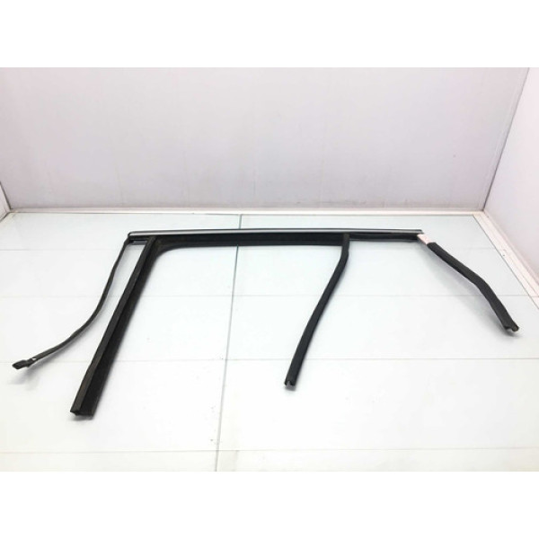 Borracha Canaleta T. E. Volkswagen Tiguan 2016 C/detalhe
